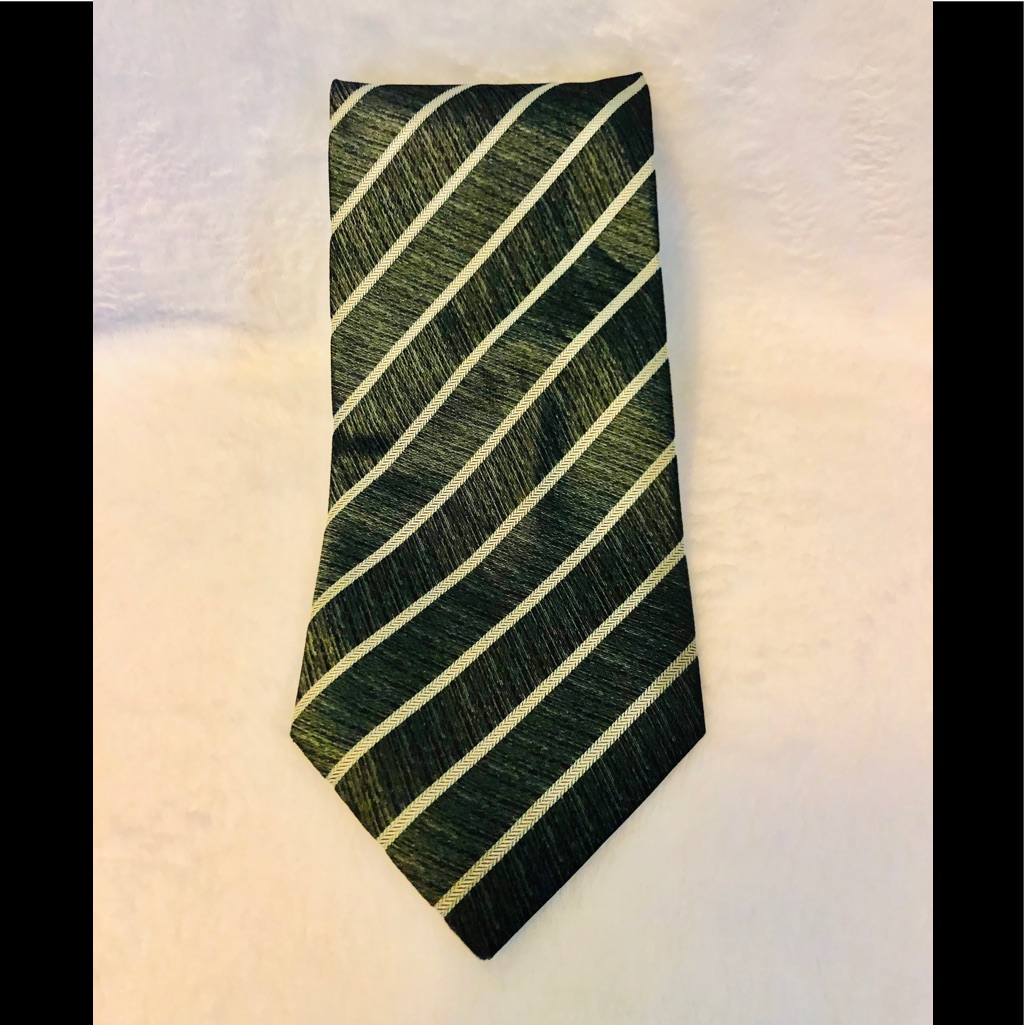 Interview Green Tie